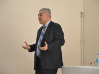 Tunceli Üniversitesinde konferans