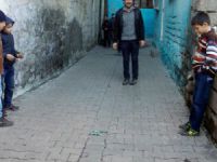 DİYARBAKIR SOKAKLARINDA ÇOCUK OLMAK