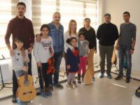 Gökkuşağı Sanat ve Kurs Merkezine ilgi artıyor