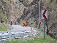 Karayolunda Bariyer Çalışması başladı