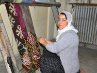 Hozat'ta yöresel kilim dokuma kursuna yoğun ilgi