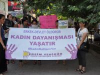 Kadınlar, kadına yönelik şiddeti protesto etti