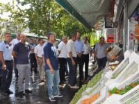 Belediyeden esnaflara kaldırım uyarısı