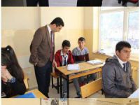 Çemişgezek Kaymakamlığından öğrencilere kitap desteği