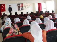 Öğrenci ve Ebeveyn İlişkileri Konulu Seminer Düzenlendi