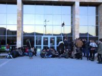 Öğrenciler Rektörlük Binası önüne yürüdü