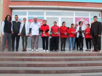 Munzur Kolejinden çalışanlarına teşekkür belgesi