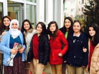 Huzurevine anlamlı ziyaret