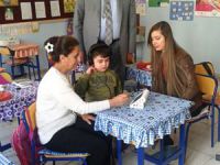 İlkokul Öğrencilerine İşitme Testi