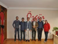 Rektör İpek, Özgür Radyo yayınına katıldı