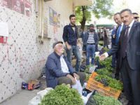 Vali Kaymak, esnaflara teşekkür etti