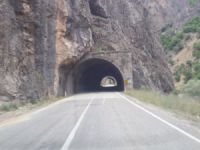 Aydınlatması Olmayan Çığ Tünelleri Tehlike Saçıyor