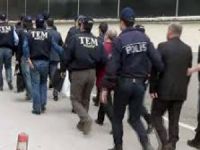 FETÖ Operasyonu: 5 tutuklama