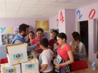 Okul kütüphanelerine kitap desteği