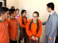 Kaymakam Kazez, başarılı öğrencileri ödüllendirdi