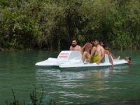 Çemişgezekte, deniz bisikleti keyfi