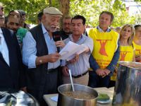 Pir Sultan Abdal Derneği'nden aşure etkinliği