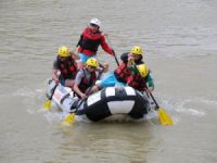 Murat Nehri'nde ilk kez rafting