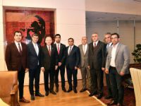 Kılıçdaroğlu'na geçmiş olsun ziyareti