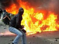 Muş'ta molotoflu saldırı