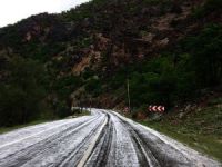 Dolu, Dersim-Erzincan karayolunu beyaza bürüdü