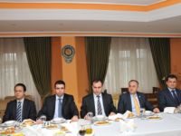 Vali Taşkesen İdarecilerin Gününü Kutladı