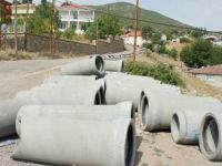 Cumhuriyet Mahallesinde yol ve yağmur suyu şebekesi çalışması başladı