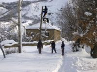 Tunceli’de karanlıkta kalan köylere enerji verilmeye çalışılıyor