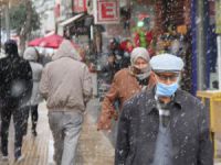 Elazığ’da uzun süredir beklenen kar yağışı başladı