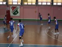 Voleybol  Takımı  Lider