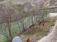 Munzur Nehri’ne uçan araca ulaşıldı