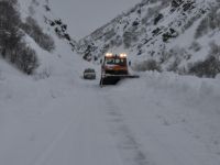 Tunceli-Pertek yolunda vatandaşlar mahsur kaldı