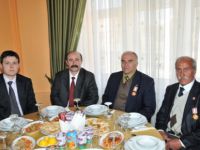 Şehit Aileleri ve Gaziler Onuruna Yemek Verildi