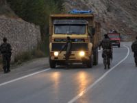 Tunceli'de Sivil Araca Ateş Açıldı: 1'i Polis 3 Yaralı