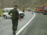 Askeri birliğe ateş açıldı!