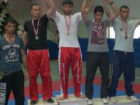Kick Boks’ta Madalya Sevinci