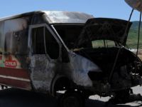 PKK, Eski AKP İl Başkanının aracını yaktı