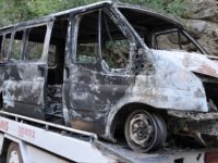 PKK'lılar, Tunceli'de AK Parti Eski İl Başkanının Kamyonetini Yaktı