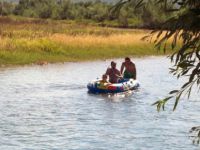 Munzur Çayı’nda yüzmek bir başka güzel!
