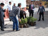 Tunceli’de Okullara Fidan dağıtımı yapıldı