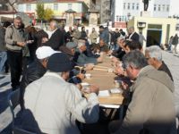 Tunceli Belediyesi Aşure Dağıttı