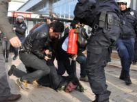 Polis’ten Öğrencilere Orantısız Güç