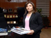 Belediye Başkanı Şahin'e AA Almanağı Hediye Edildi