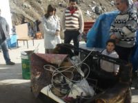 BAŞKAN ŞAHİN, EVİ YANAN CANDEMİR AİLE'SİNİ ZİYARET ETTİ