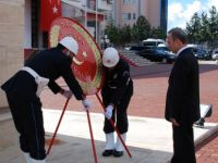 Çanakkale Zaferi´nin 98. Yıldönümünde Şehitler Saygıyla Anıldı