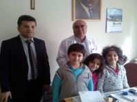 Minikler Doktorları Unutmadı