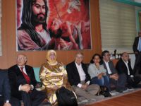 Akiller, Cem Evini Ziyaret Etti