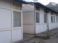 Prefabrik evlerde kalan vatandaşlar yaşanılabilir bir ev istiyor