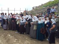 Barış Annelerinden, Karakol İnşaatı Tepkisi