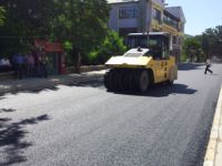 Cumhuriyet Caddesi’nde Asfaltlama Çalışması